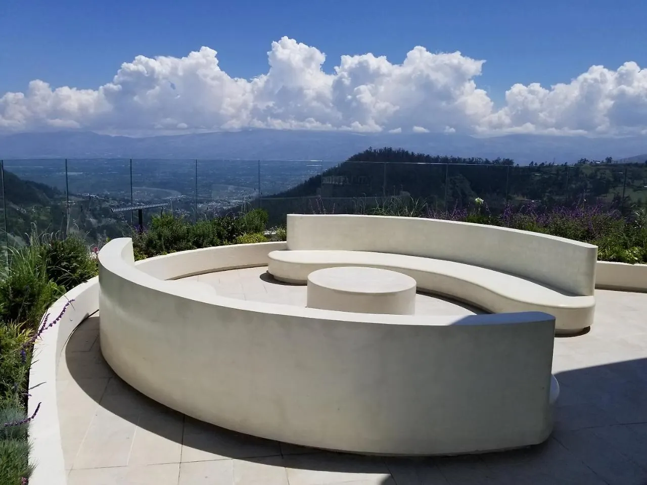 Luxury Residence Suite Modern Design Style Quito